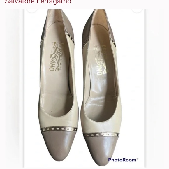 Vintage Salvatore Ferragamo Beige and White Heels Shoes 9.5 made in italy - Picture 3 of 4